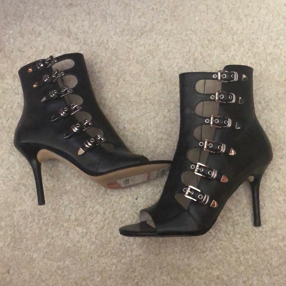 Michael Kors peep toe booties - Picture 2 of 2